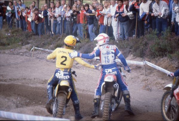 Georges Jobe onnittelee tuoretta mestaria Danny Laportea 1982